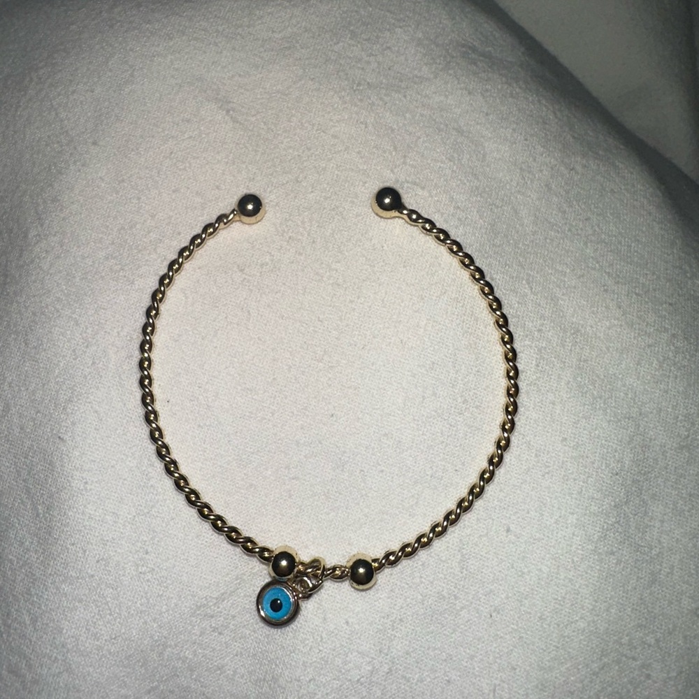 - 🖤Gold Plated Evil Eye Bead Bangle Bracelet 🖤